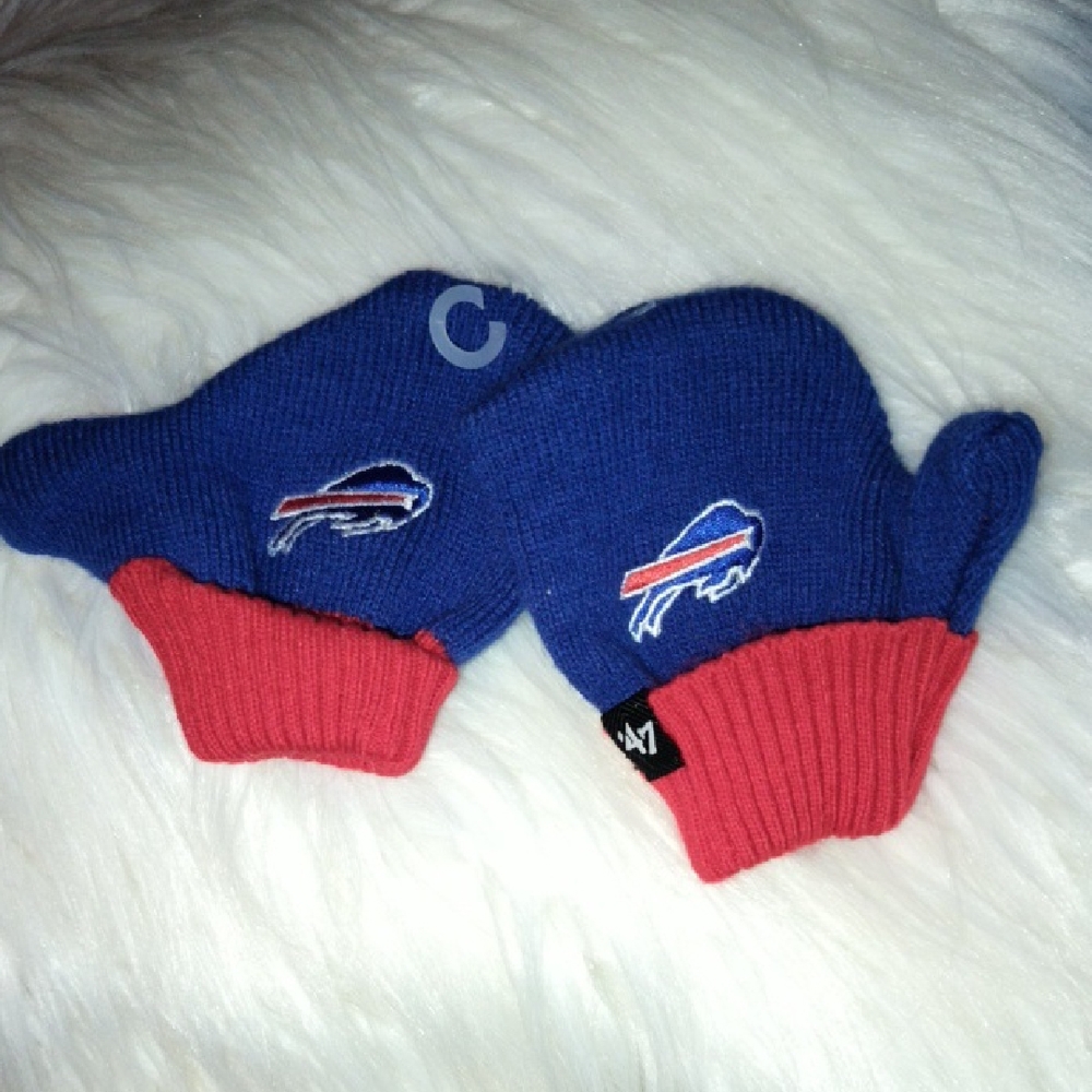 NFL Buffalo Bills Infant Mittens NWT